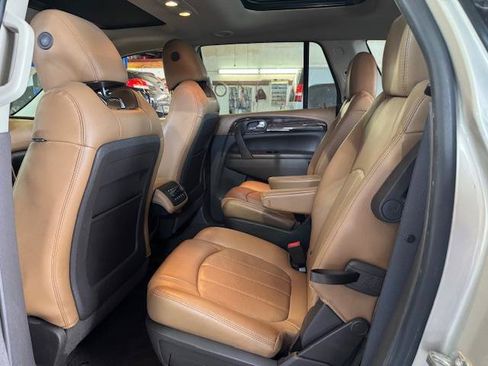 Used 2015 Buick Enclave Premium FWD image 28