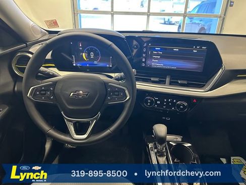 New 2026 Chevrolet Trax LT w/ Driver Confidence Package image 8