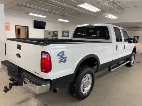 Used 2012 Ford F250 XLT w/ Snow Plow Prep Pkg image 7