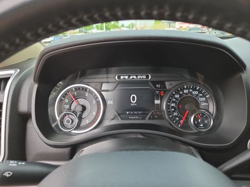 Used 2021 RAM 2500 Big Horn w/ Level 2 Equipment Group AWD/4WD image 26