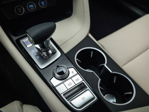 New 2026 Genesis G70 2.5T image 28