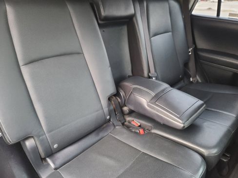 Used 2016 Toyota 4Runner Limited image 9