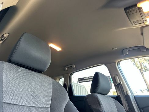 Used 2024 Nissan Rogue SV image 16