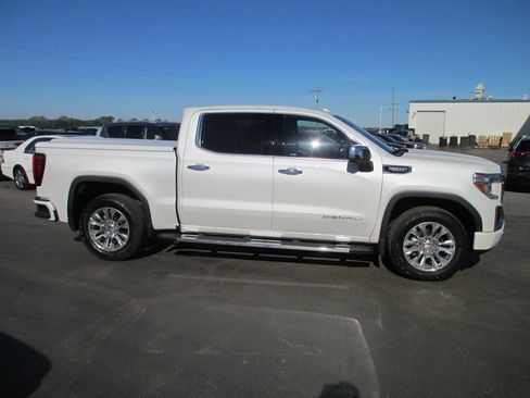 Certified 2020 GMC Sierra 1500 Denali image 4