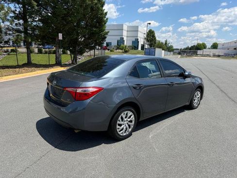 Used 2018 Toyota Corolla LE FWD image 4