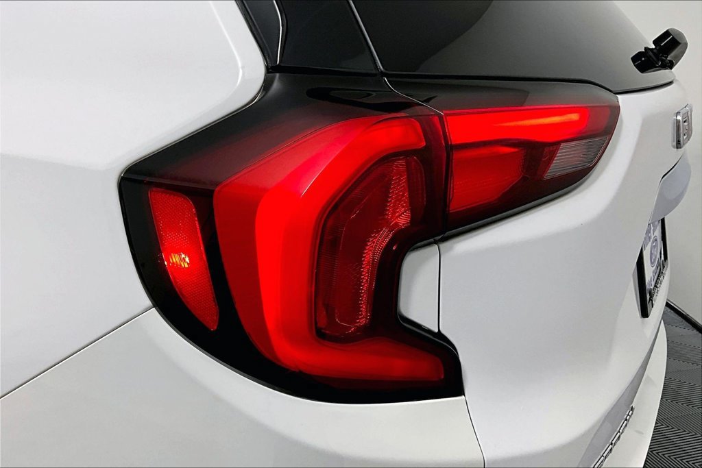 Used 2019 GMC Terrain SLT FWD image 29