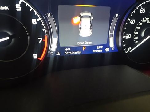 Used 2021 Acura RDX Technology Package image 9