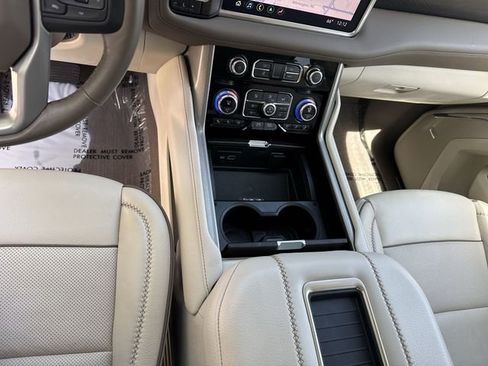 Used 2021 GMC Yukon Denali image 25