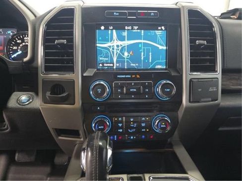Used 2018 Ford F150 Lariat w/ Equipment Group 501A Mid RWD image 7