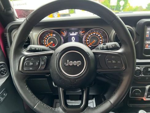 Used 2022 Jeep Wrangler Sport AWD/4WD image 13