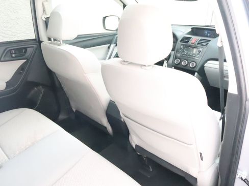 Used 2015 Subaru Forester 2.5i Premium w/ All-Weather Package AWD/4WD image 49
