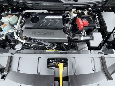 Used 2023 Nissan Rogue SV FWD image 12