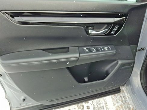Used 2024 Honda CR-V EX-L image 13