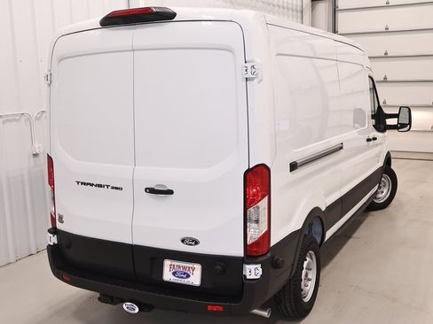 New 2026 Ford Transit 250 148 Medium Roof image 33