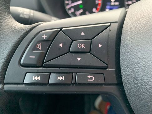 Certified 2025 Nissan Sentra S image 28