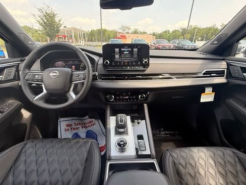 New 2026 Nissan Rogue Platinum AWD/4WD image 22