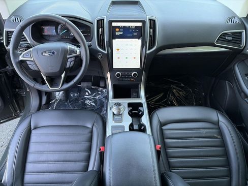 Used 2024 Ford Edge SEL w/ Convenience Package AWD/4WD image 7
