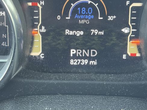 Used 2019 Jeep Wrangler Unlimited Rubicon w/ LED Lighting Group AWD/4WD image 21