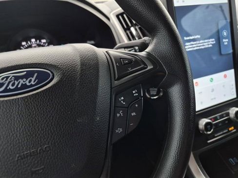 Used 2024 Ford Edge SE image 21
