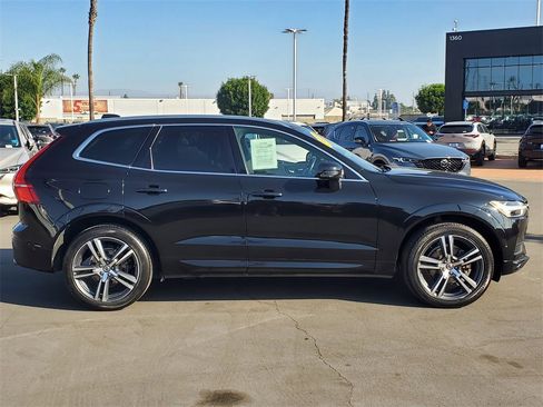 Used 2019 Volvo XC60 T5 Momentum w/ Multimedia Package image 24