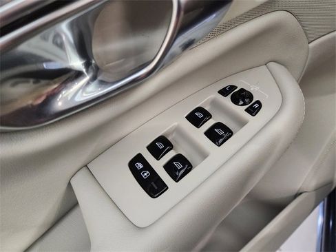 New 2026 Volvo XC90 B6 Ultra w/ Protection Package image 23