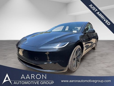 Used 2025 Tesla Model 3 Long Range RWD image 1