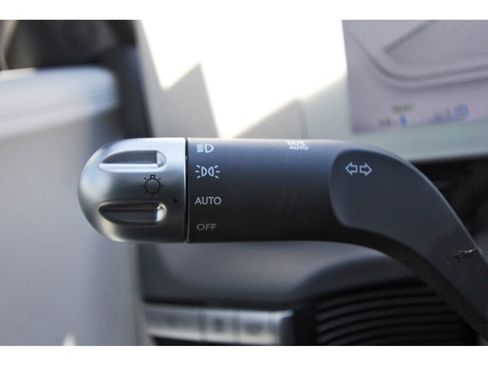 Used 2024 Hyundai Ioniq 5 Limited image 21