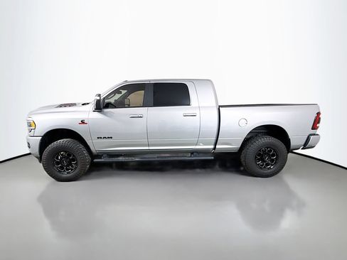 Used 2023 RAM 2500 Laramie w/ Night Edition AWD/4WD image 4