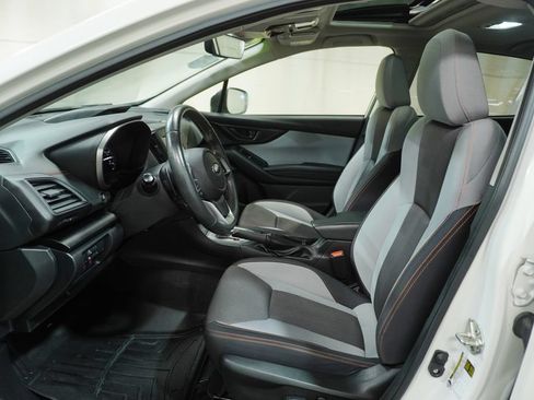 Used 2021 Subaru Crosstrek 2.0i Premium w/ Moonroof Package AWD/4WD image 10