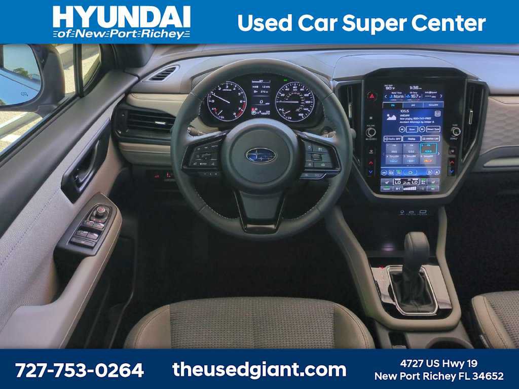 Used 2025 Subaru Forester Premium AWD/4WD image 18