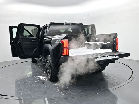 Used 2024 Toyota Tacoma TRD Off-Road image 49