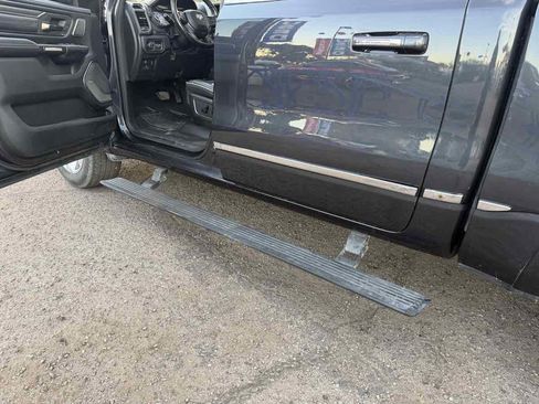 Used 2019 RAM 1500 Limited image 11