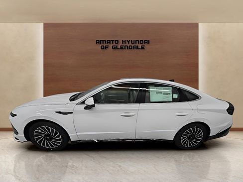 New 2026 Hyundai Sonata Limited image 3