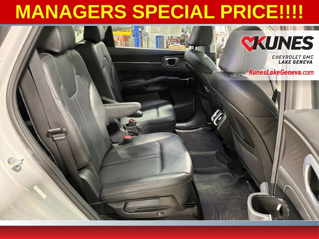 Used 2022 Kia Sorento SX FWD image 39