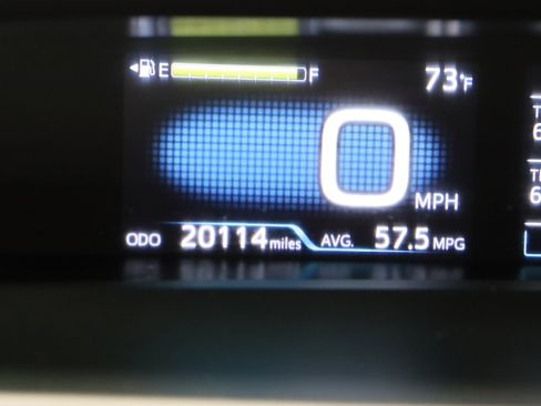 Used 2020 Toyota Prius L Eco image 36