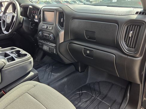 Used 2026 Chevrolet Silverado 1500 Custom w/ Turbomax Blackout Package AWD/4WD image 15
