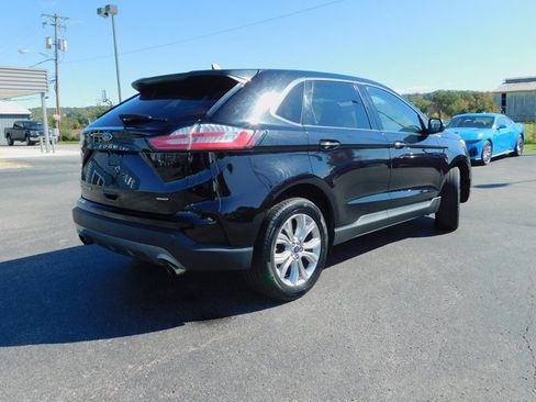 Certified 2022 Ford Edge Titanium image 9