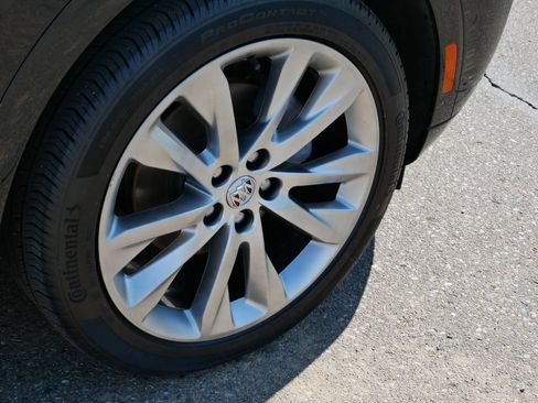 Used 2023 Buick Envision Avenir AWD/4WD image 13
