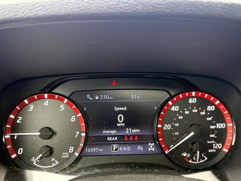 Used 2023 Nissan Frontier PRO-4X w/ Pro-4X Premium Package image 7