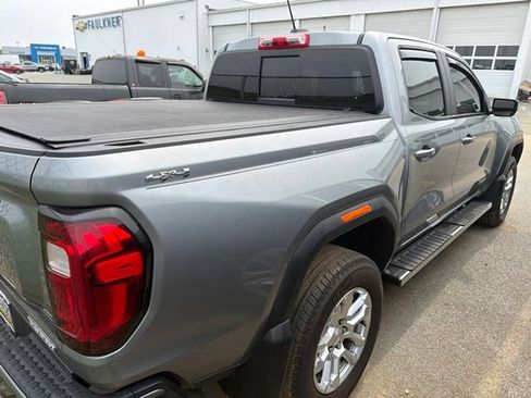 Used 2023 GMC Canyon Elevation w/ Elevation Premium Package AWD/4WD image 6