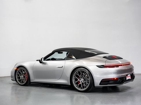 Used 2020 Porsche 911 Carrera 4S AWD/4WD image 8