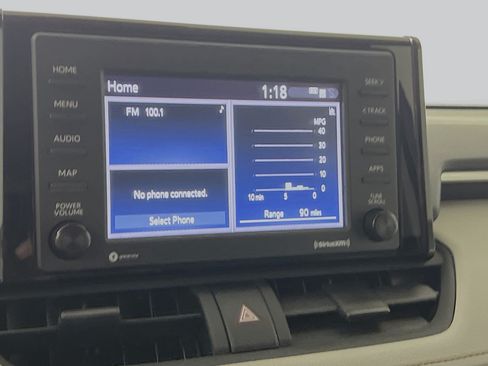 Used 2020 Toyota RAV4 XLE FWD image 27
