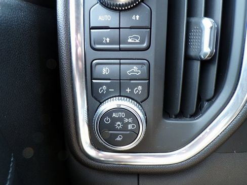 Used 2020 GMC Sierra 1500 SLT w/ SLT Premium Plus Package image 19