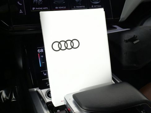 Used 2024 Audi Q8 e-tron Premium Plus w/ Premium Plus Package image 68