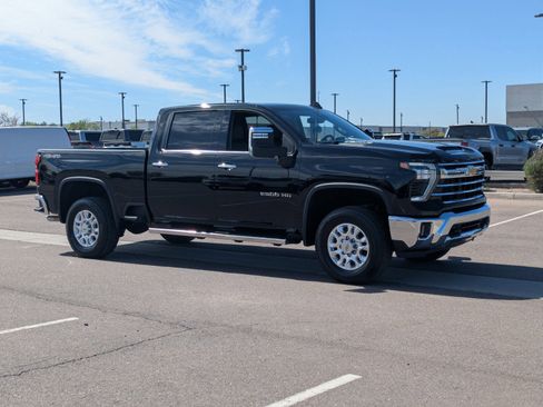 Certified 2025 Chevrolet Silverado 2500 LTZ w/ LTZ Convenience Package image 7