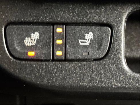 Used 2018 Chevrolet Colorado ZR2 image 42