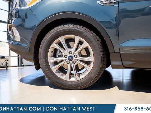 Used 2019 Ford Escape SE FWD image 31