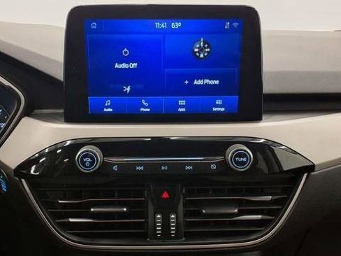 Used 2021 Ford Escape SE image 29