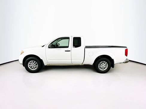 Used 2018 Nissan Frontier SV w/ Value Truck Package AWD/4WD image 4