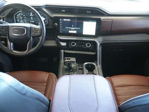 Used 2023 GMC Sierra 1500 Denali Ultimate image 2